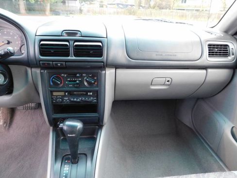 Used 1999 Subaru Forester L image 7