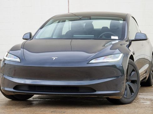 Used 2024 Tesla Model 3 RWD image 3