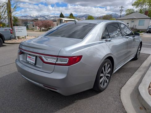 Used 2020 Lincoln Continental FWD image 4