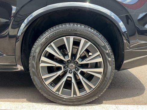 Used 2020 Volvo XC90 T5 Momentum w/ Protection Package Premier FWD image 15