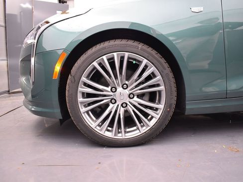 New 2025 Cadillac CT4 Premium Luxury image 8