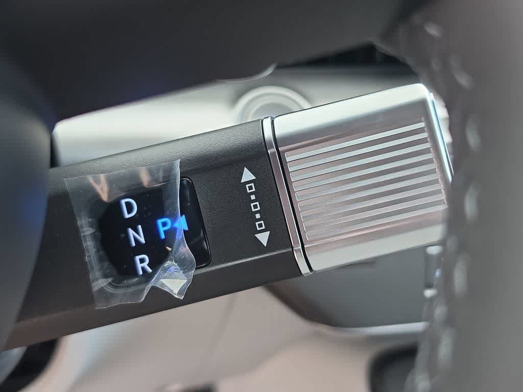 New 2026 Hyundai Kona SEL Premium FWD image 32