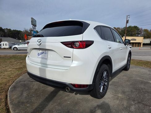 Used 2021 MAZDA CX-5 Touring image 4