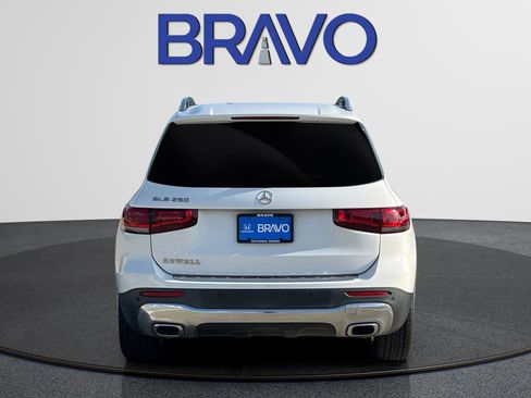 Used 2023 Mercedes-Benz GLB 250 image 7