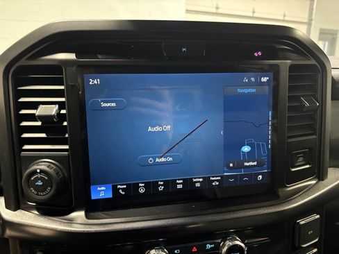 New 2025 Ford F150 Lariat w/ Equipment Group 501A Mid image 17