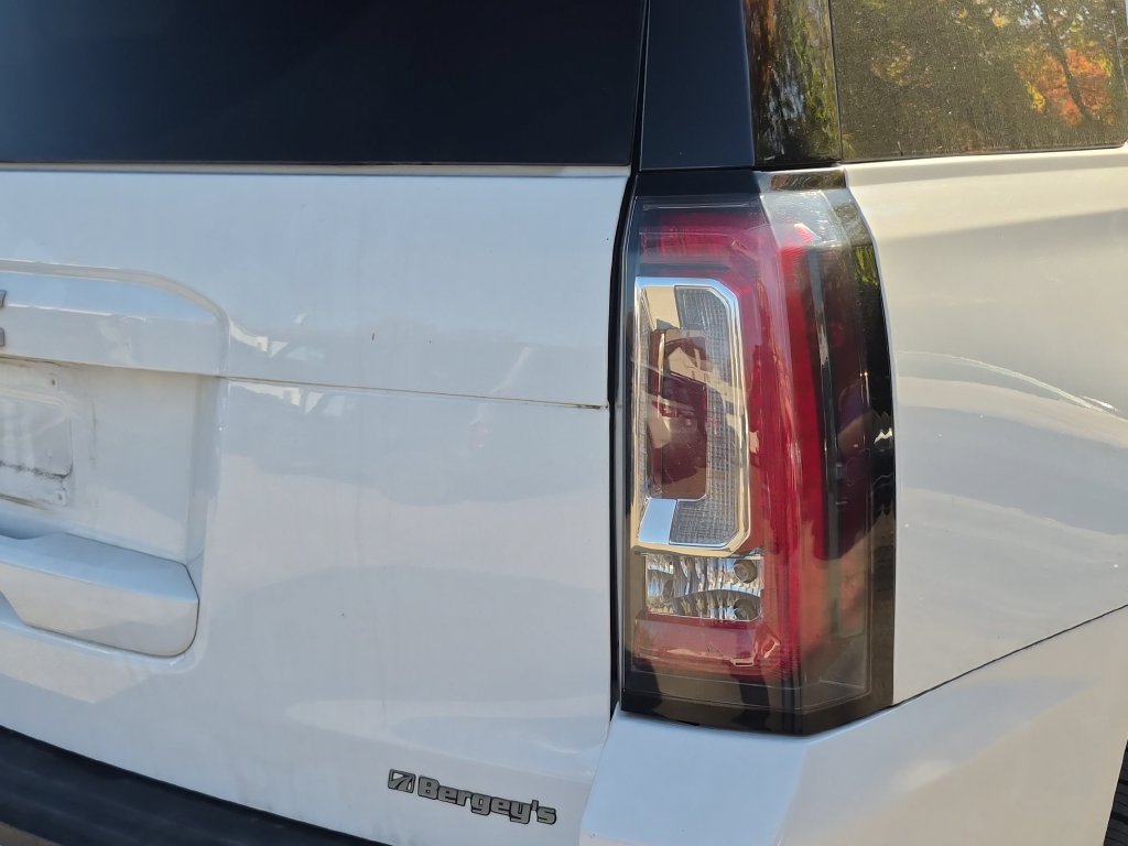 Used 2020 GMC Yukon SLT w/ Value Plus Edition AWD/4WD image 13