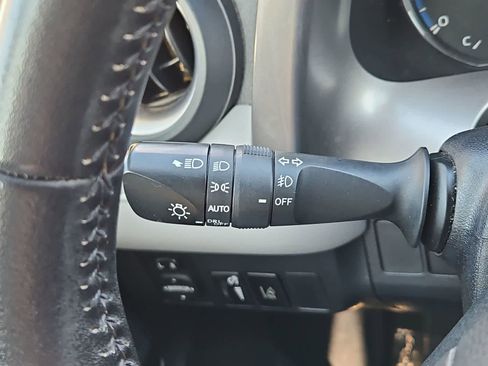 Used 2016 Toyota RAV4 Limited image 30