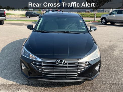 Used 2019 Hyundai Elantra SEL FWD image 6