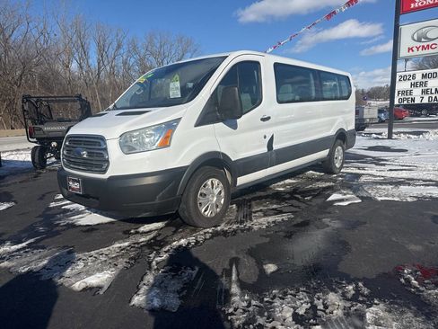 Used 2015 Ford Transit 350 XLT image 5