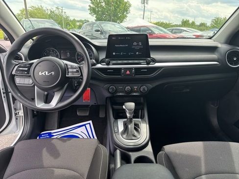 Certified 2023 Kia Forte LXS FWD image 15