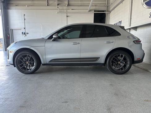 Used 2023 Porsche Macan Turbo image 14