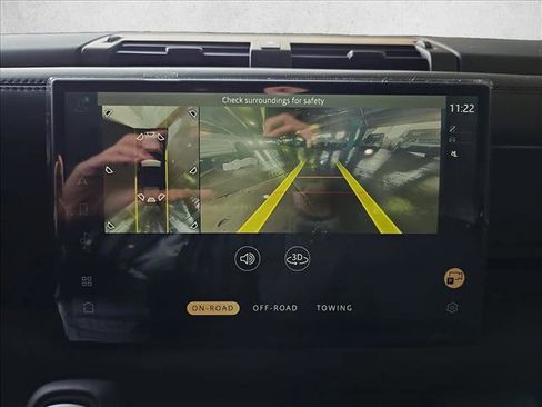 New 2025 Land Rover Defender 110 S image 23