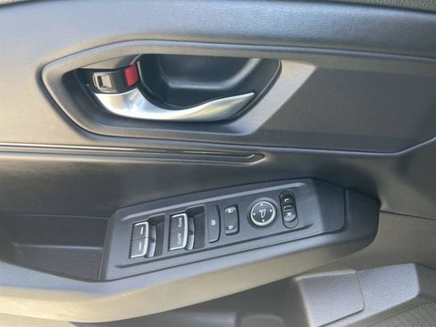 Used 2025 Honda Accord SE image 23