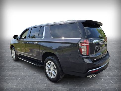 Used 2023 Chevrolet Suburban Premier AWD/4WD image 6