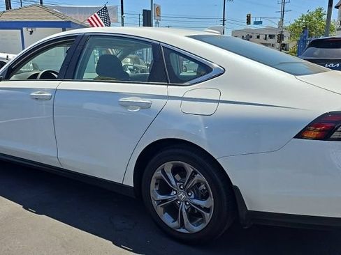 Used 2024 Honda Accord EX image 4