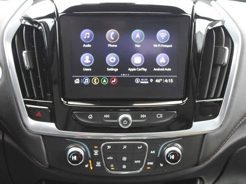 Used 2023 Chevrolet Traverse RS AWD/4WD image 19