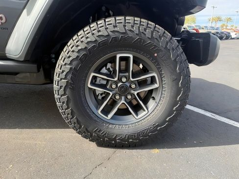 New 2026 Jeep Gladiator Mojave image 8