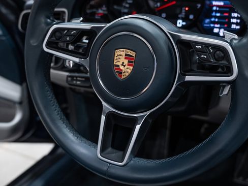 Used 2019 Porsche 911 Carrera RWD image 49