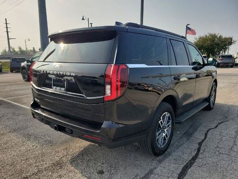 Certified 2025 Ford Expedition Active RWD image 5