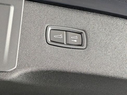 New 2026 Porsche Cayenne E-Hybrid image 18