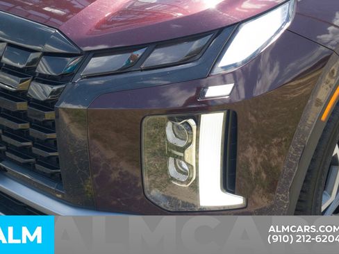 Used 2024 Hyundai Palisade Limited FWD image 13