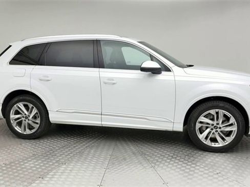 Certified 2022 Audi Q7 2.0T Premium Plus w/ Premium Plus Package image 9