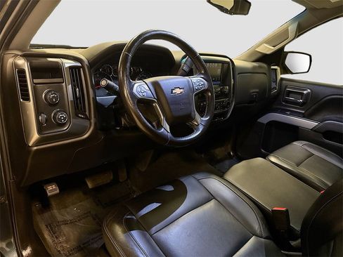 Used 2018 Chevrolet Silverado 1500 LT w/ All Star Edition image 9