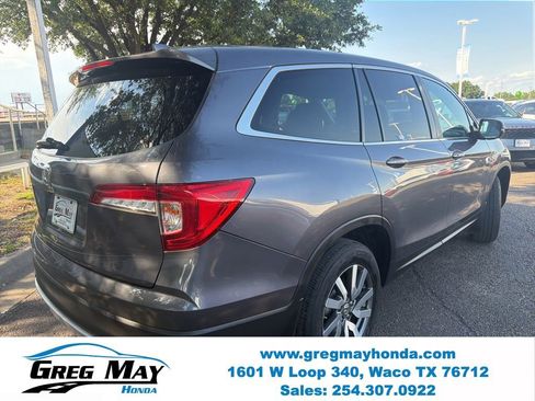 Used 2021 Honda Pilot EX image 3