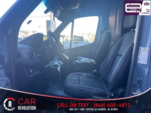 Used 2019 Mercedes-Benz Sprinter 170 image 11