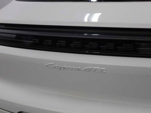 New 2025 Porsche Cayenne GTS image 8