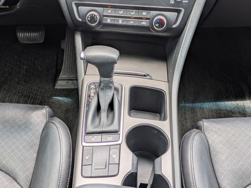 Used 2020 Kia Optima SE FWD image 20