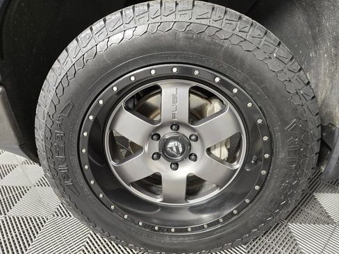 Used 2019 GMC Sierra 1500 AT4 w/ AT4 Premium Package image 14