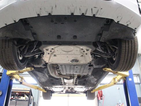 Used 2024 BMW 740i xDrive image 93