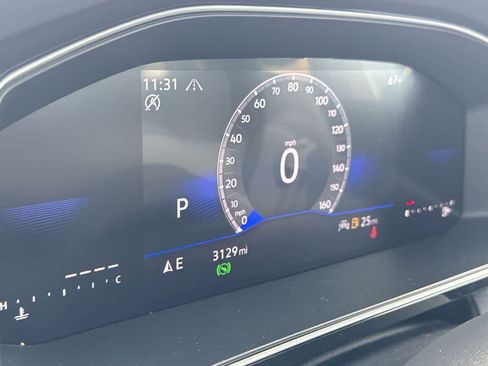 Used 2025 Volkswagen Jetta SE FWD image 16