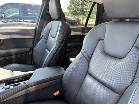 Used 2022 Volvo XC90 T8 Inscription w/ Advanced Package AWD/4WD image 33