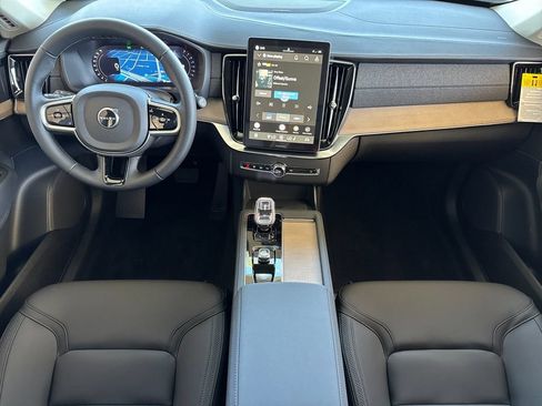 New 2026 Volvo XC90 B5 Plus image 12