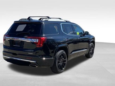Used 2021 GMC Acadia Denali w/ Denali Ultimate Package AWD/4WD image 9