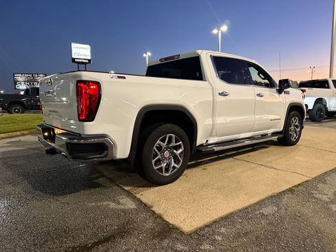 Used 2023 GMC Sierra 1500 SLT w/ SLT Premium Package image 6