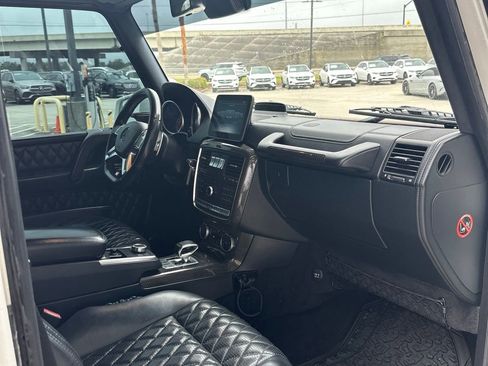 Used 2017 Mercedes-Benz G 63 AMG 4MATIC image 6