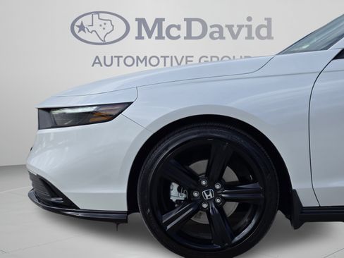 Used 2025 Honda Accord Sport image 28