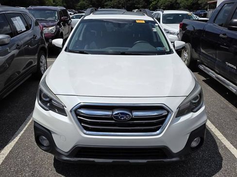 Used 2019 Subaru Outback 3.6R Limited w/ Popular Package #2 AWD/4WD image 2