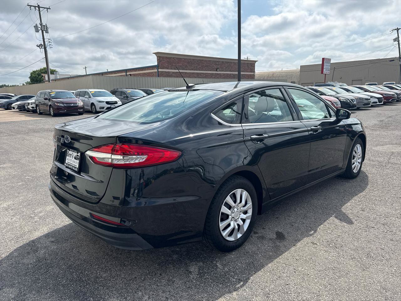 Used 2019 Ford Fusion S FWD image 6