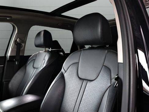 Used 2022 Kia Sorento SX image 2