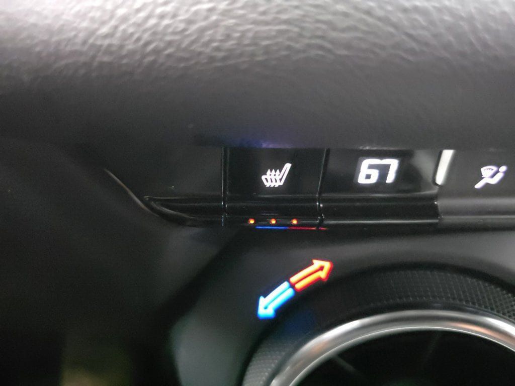 Certified 2025 Chevrolet Blazer LT FWD image 22