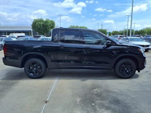 New 2025 Honda Ridgeline Black Edition image 17