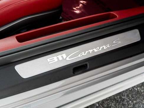 Used 2025 Porsche 911 Carrera S w/ Premium Package image 35