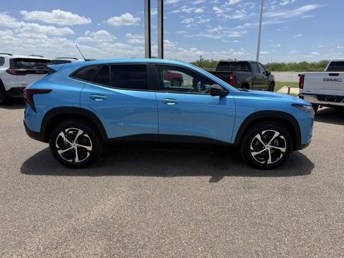 New 2026 Chevrolet Trax RS w/ Driver Confidence Package FWD image 10