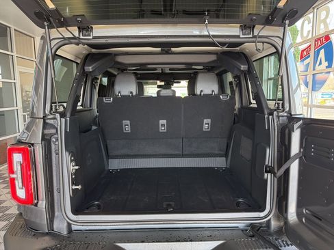Used 2025 Ford Bronco Badlands AWD/4WD image 12