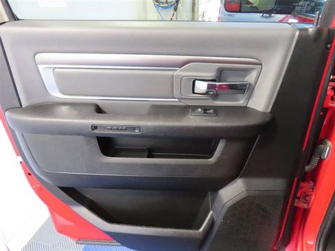 Used 2023 RAM 1500 Classic SLT w/ Trailer & Traction Group AWD/4WD image 30