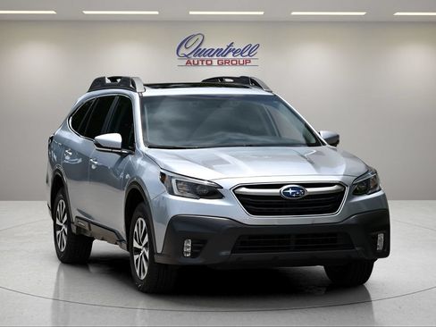 Used 2021 Subaru Outback Premium AWD/4WD image 2